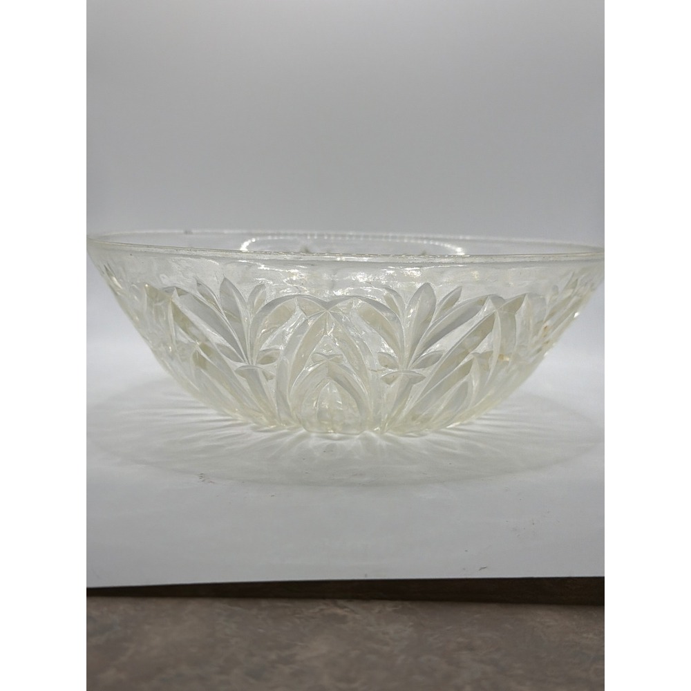 Vintage Clear Pressed Glass Starburst Leaf Pattern Fruit Serving Bowl